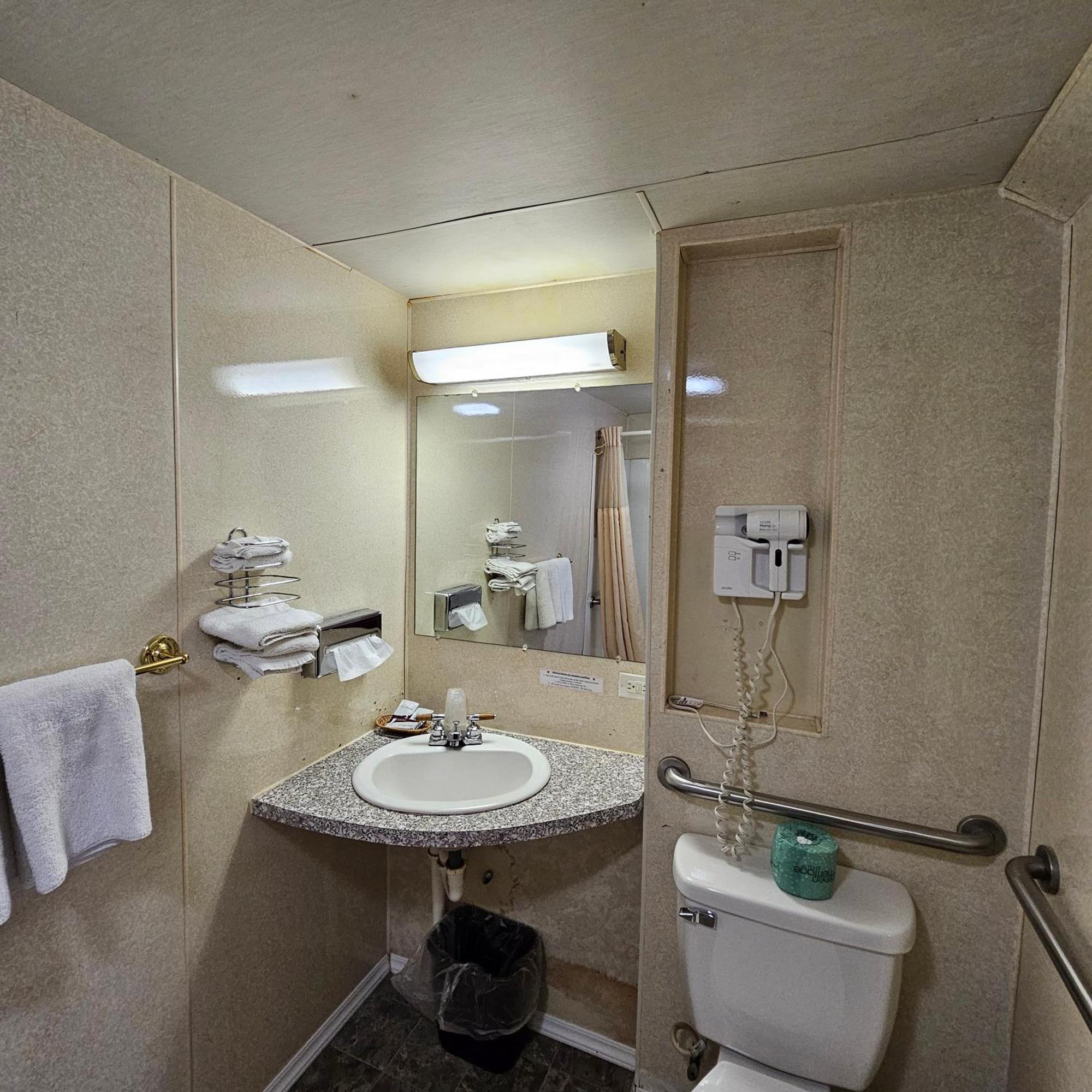 Home Motel アボッツフォード エクステリア 写真