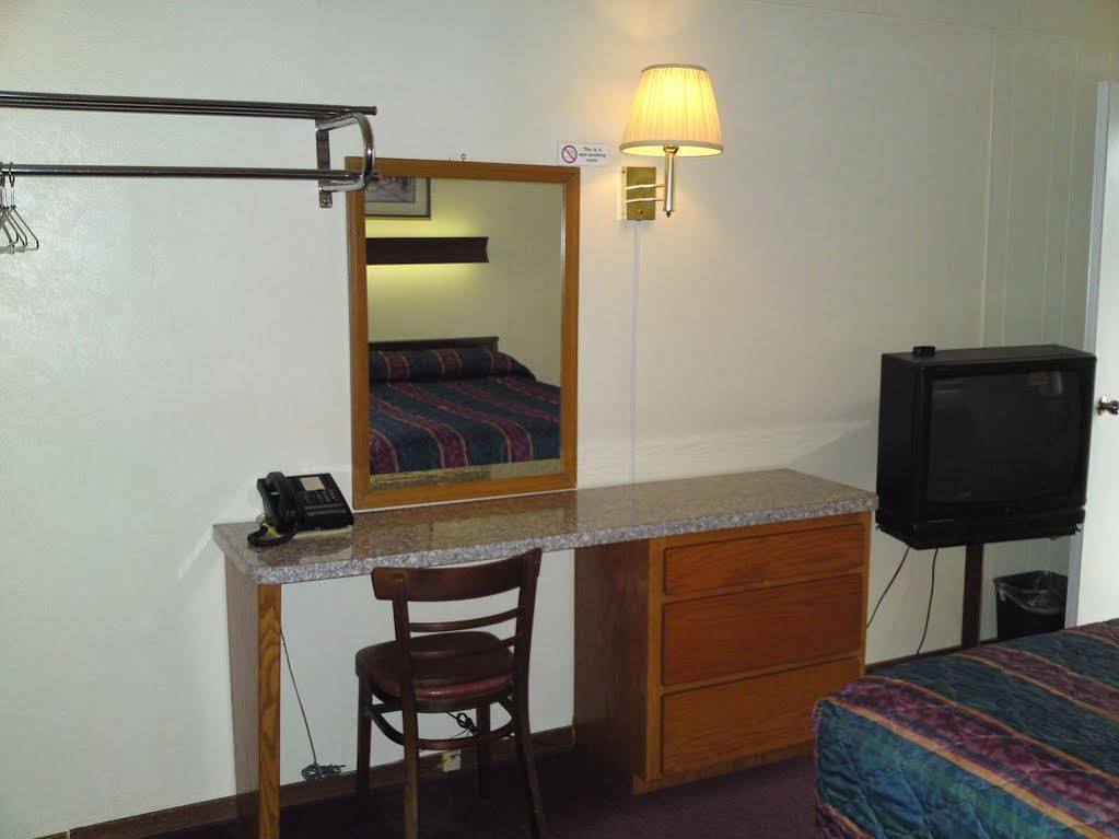 Home Motel アボッツフォード エクステリア 写真
